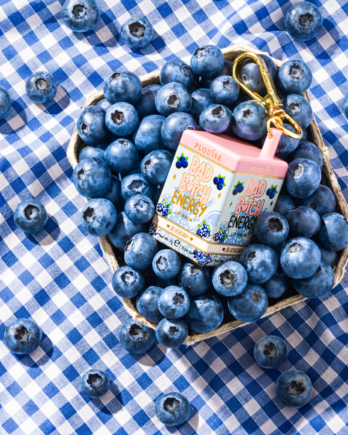 P.Louise OFBB Baume à lèvres énergétique Bad Bitch Blueberry