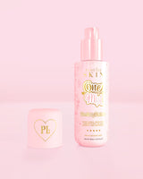 Flacon rose de brume hydratante One Mist au parfum shortcake aux fraises
