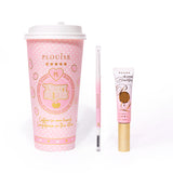 Image d'un produit représentant un crayon à sourcils à double extrémité à côté d'un tube de gel à sourcils, à côté d'une tasse à café rose avec un mélange de rose et d'or sur un fond blanc.