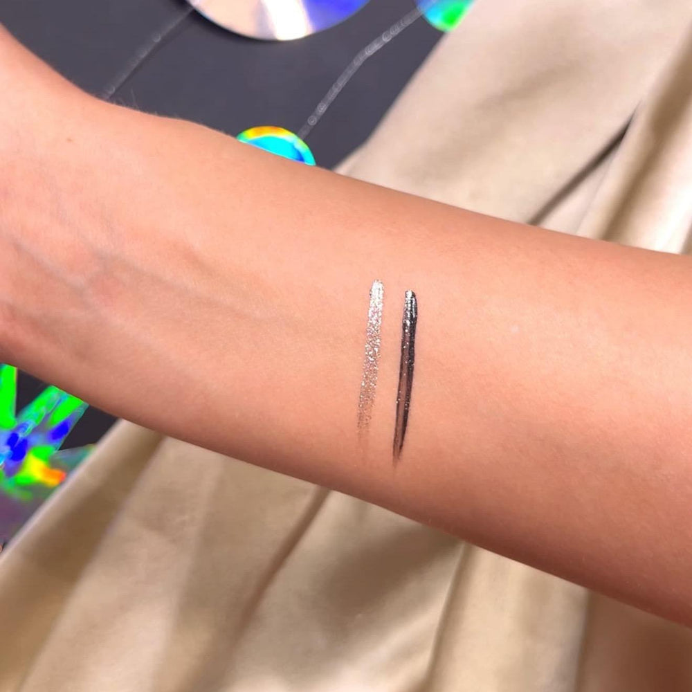 Glisten To Your Heart Glitter Liquid Eyeliner Set