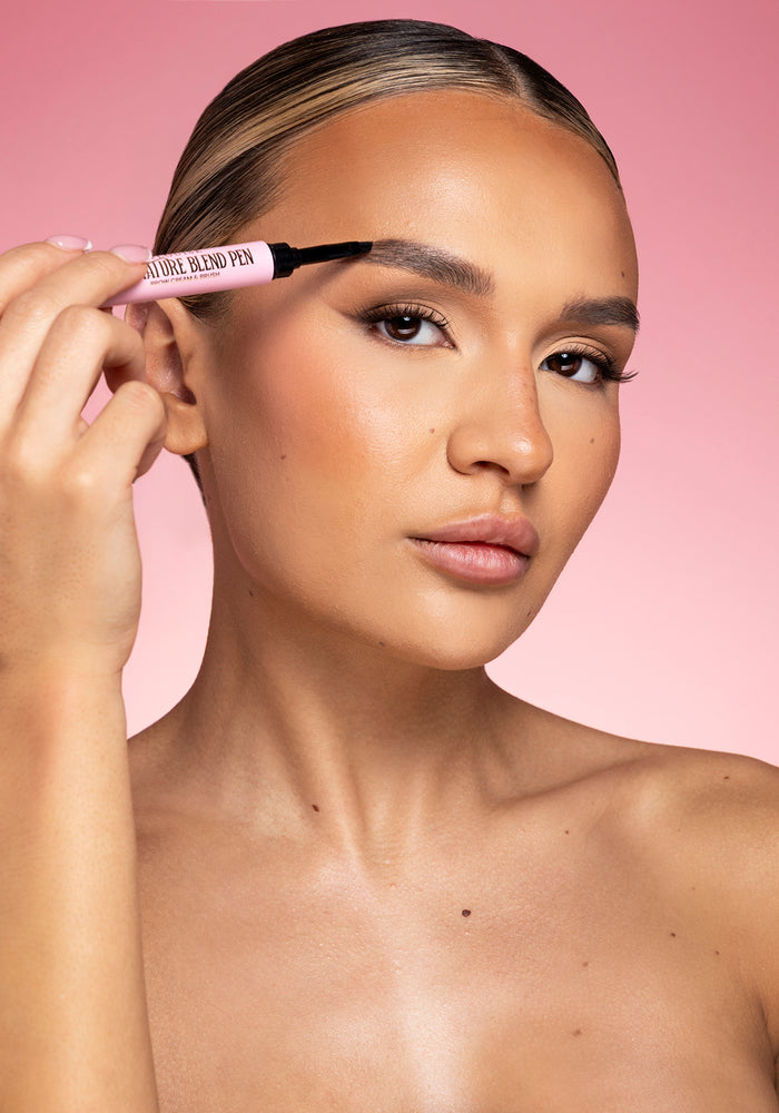 Stylo et pinceau à sourcils Signature Blend
